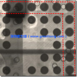 BGA錫球尺寸小于0.4mm，采用降低BGA內(nèi)圍襲球的錫膏量所得到X-Ray，稍微留意一下可以發(fā)現(xiàn)最外圈的錫量(圓的直徑)比其他內(nèi)圍的錫球上的錫量來(lái)得多一點(diǎn)點(diǎn)。也就是外圈的黑色圓形直徑比內(nèi)圈的圓形來(lái)得大一點(diǎn)點(diǎn)。