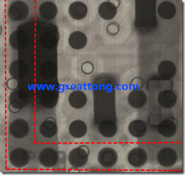 BGA錫球尺寸小于0.4mm，采用降低BGA內(nèi)圍襲球的錫膏量所得到X-Ray，稍微留意一下可以發(fā)現(xiàn)最外圈的錫量(圓的直徑)比其他內(nèi)圍的錫球上的錫量來(lái)得多一點(diǎn)點(diǎn)。也就是外圈的黑色圓形直徑比內(nèi)圈的圓形來(lái)得大一點(diǎn)點(diǎn)。